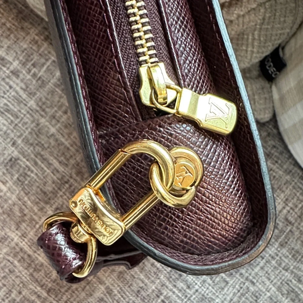 Louis Vuitton Burgundy Women’s Clutch